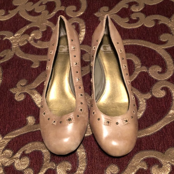 Tan Studded Gianni Bini Wedges - Picture 1 of 5